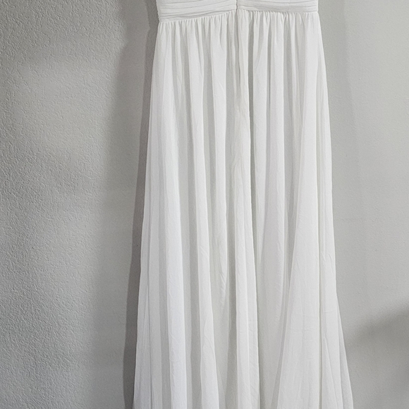 Lulu's Heavenly Hues White Maxi Dress size M. - Picture 6 of 7